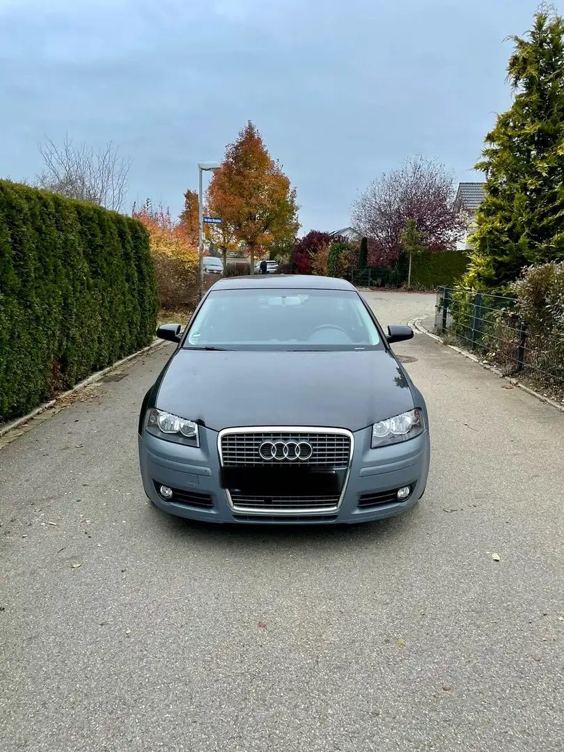 Audi A3 2.0 FSI Ambition Sportpaket 150 ps Grau - 1