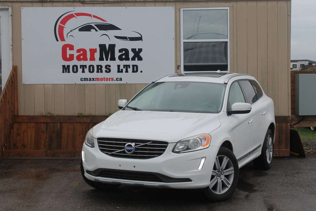 2017 Volvo XC60 T6 Drive-E Premier AWD | Clean CARFAX | Nav Sunroo