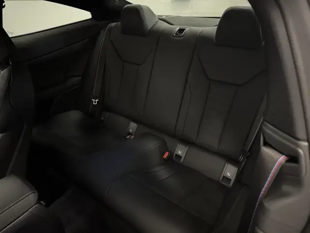 BMW M4 Competition M xDrive *Innovationspaket Harmam Kardon* Ansicht 14