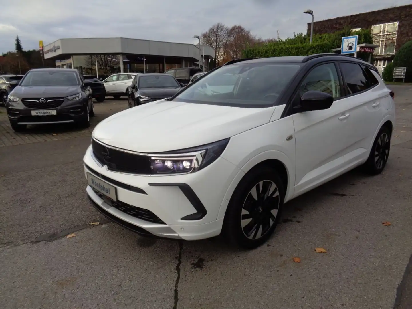 Opel Grandland Plug-in-Hybrid4 1.6 DI Automatik Ultimate - 2