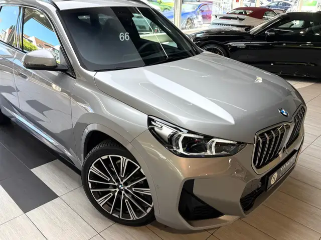 BMW X1 view 5