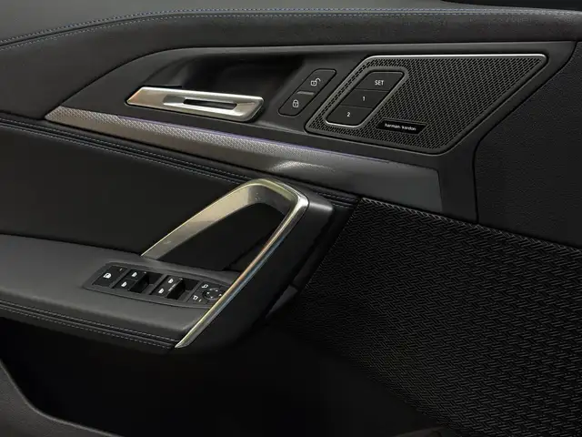 BMW X1 view 8