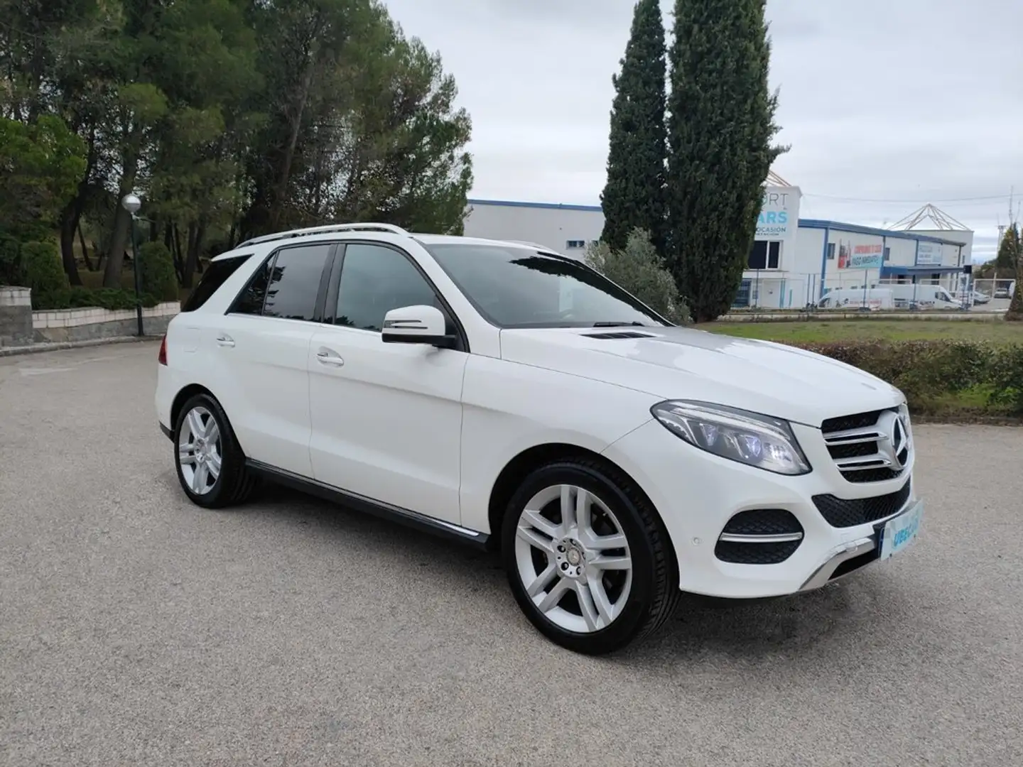 Mercedes-Benz GLE 350 d 4MATIC Wit - 2