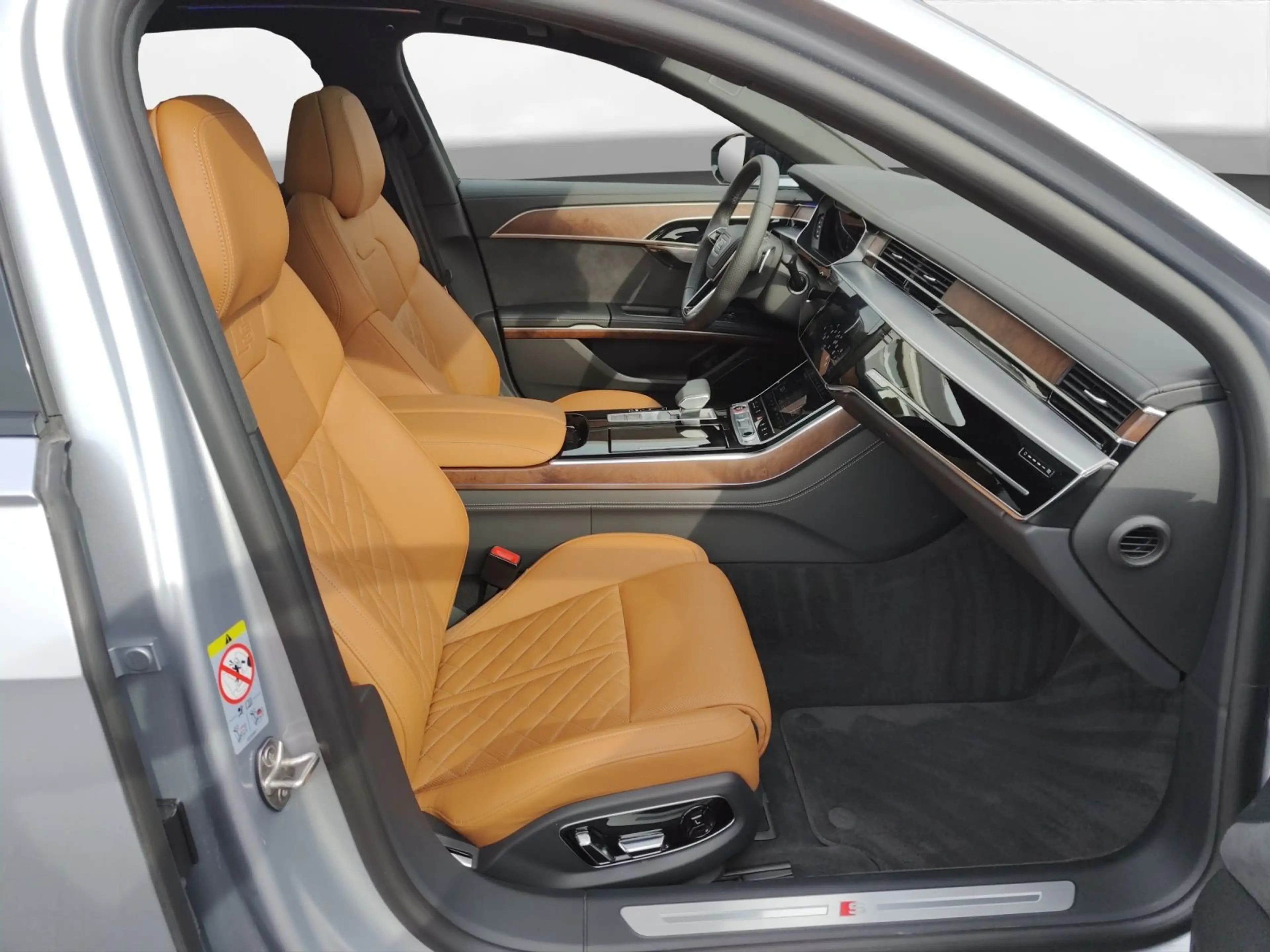 Audi S8 4.0 TFSI quattro Pano Luft B&O Matrix Sthzg A — photo 12