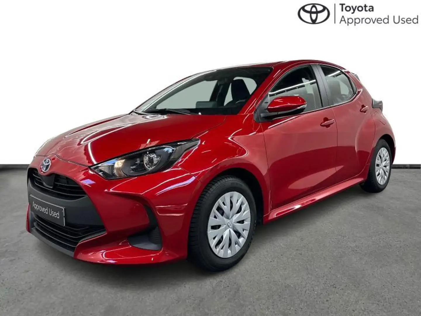 Toyota Yaris Dynamic Hybrid Rouge - 1