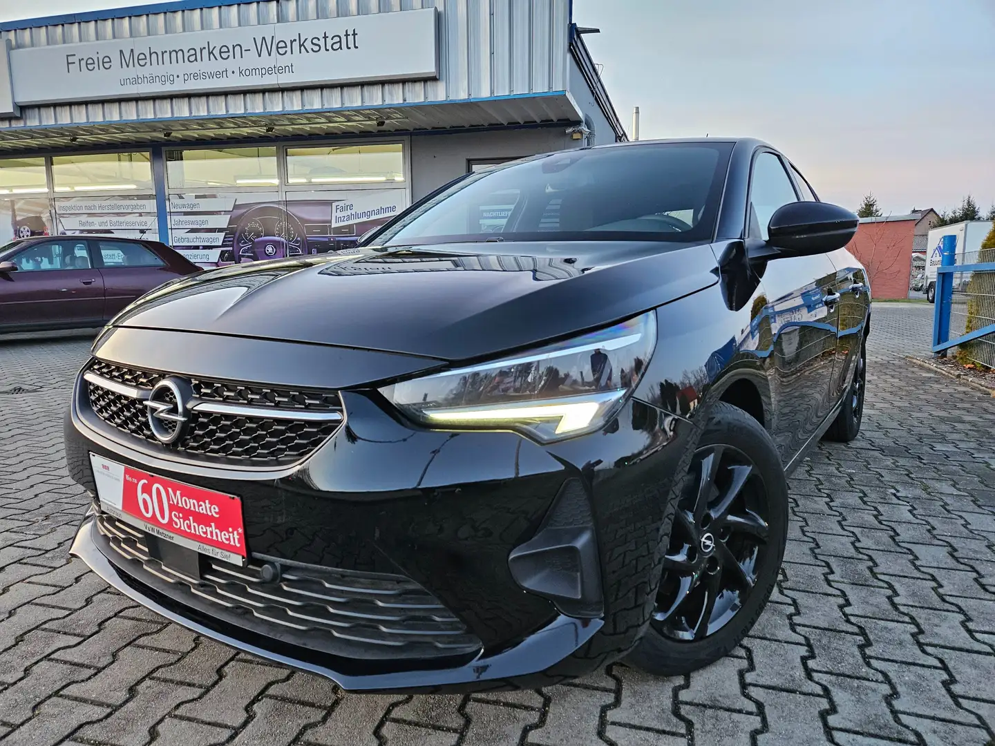 Opel Corsa GS Line inkl. Garantie! Schwarz - 1