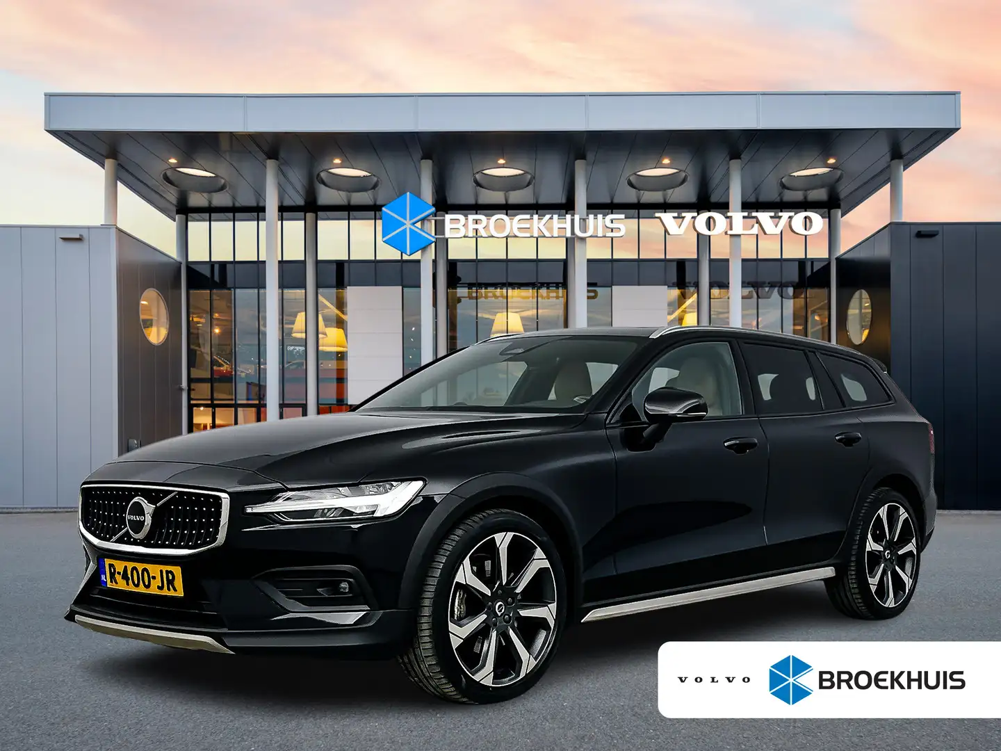 Volvo V60 Cross Country B5 AWD Ultimate | 20" | Geventileerd Nappa | Massa Schwarz - 1