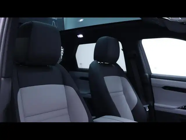 Land Rover Range Rover Evoque view 12