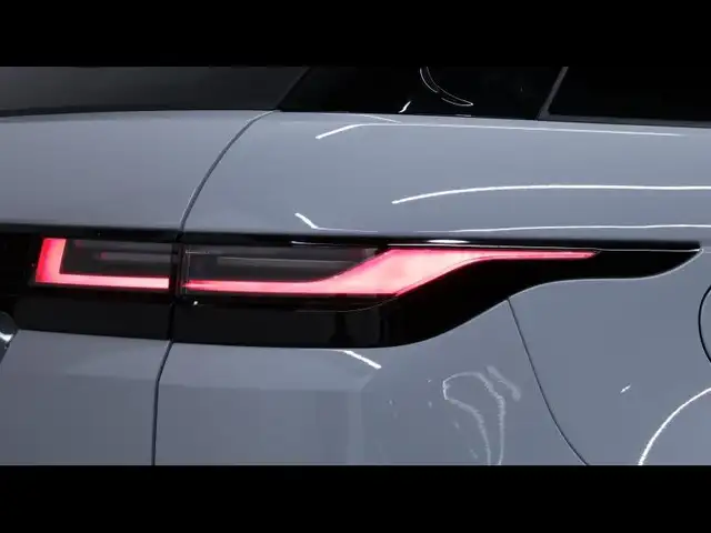 Land Rover Range Rover Evoque view 9