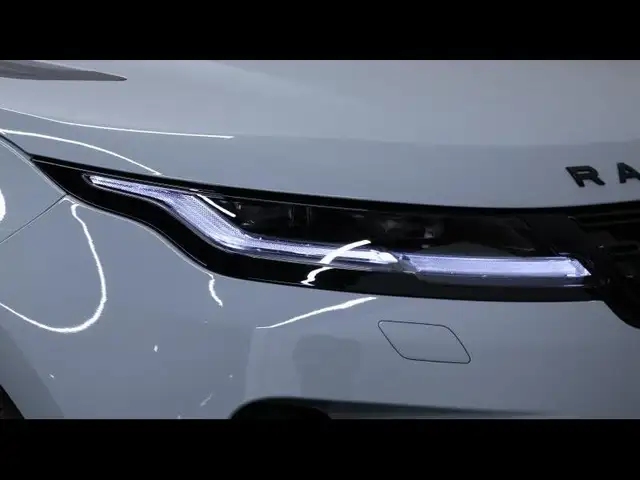 Land Rover Range Rover Evoque view 8