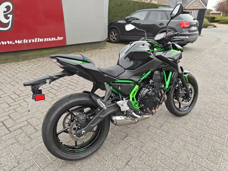 Kawasaki Z 650 - foto 4