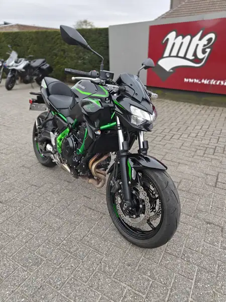Kawasaki Z 650 - foto 7