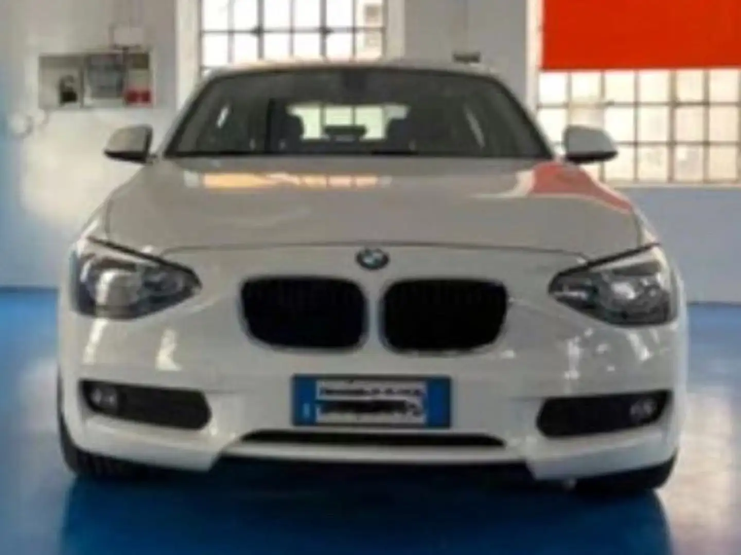BMW 114 Serie 1 F/20-21 2011 114d 5p Unique Bianco - 1