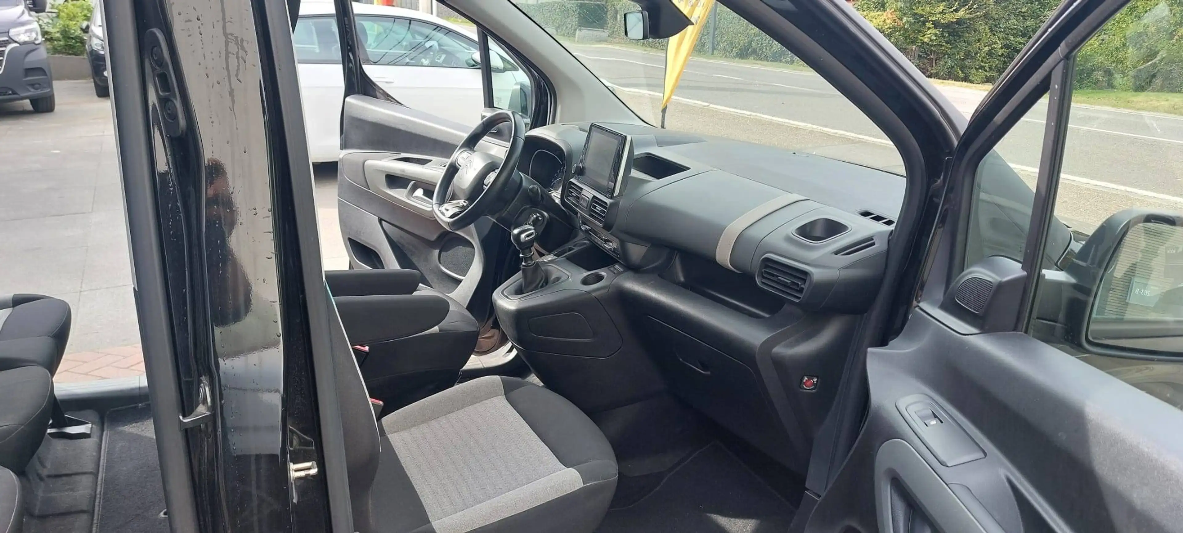 Citroen Berlingo Berlingo 1.2 PureTech M Live S&S NAVI CAMERA — photo 15