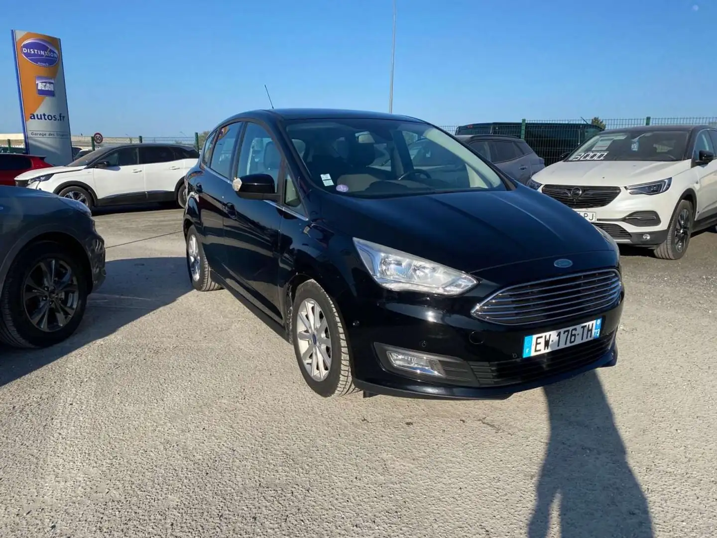 Ford C-Max 1.0 - 125 S\u0026S  Titanium + Camera + Radars AV  Noir - 2