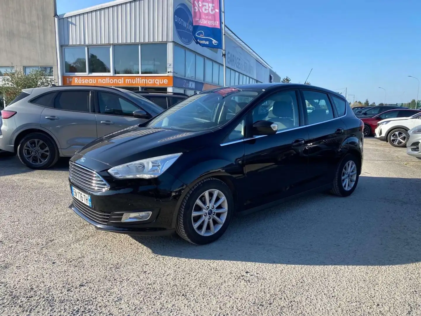 Ford C-Max 1.0 - 125 S\u0026S  Titanium + Camera + Radars AV  Noir - 1