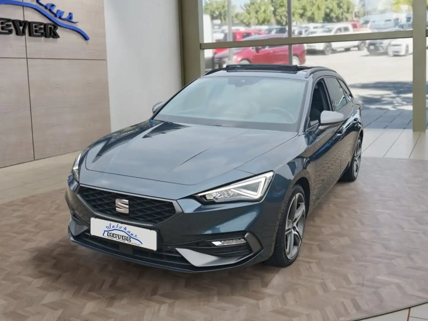 SEAT Leon Sportstourer 2.0 TDI FR  Pano/AHK/ACC/Navi - 1