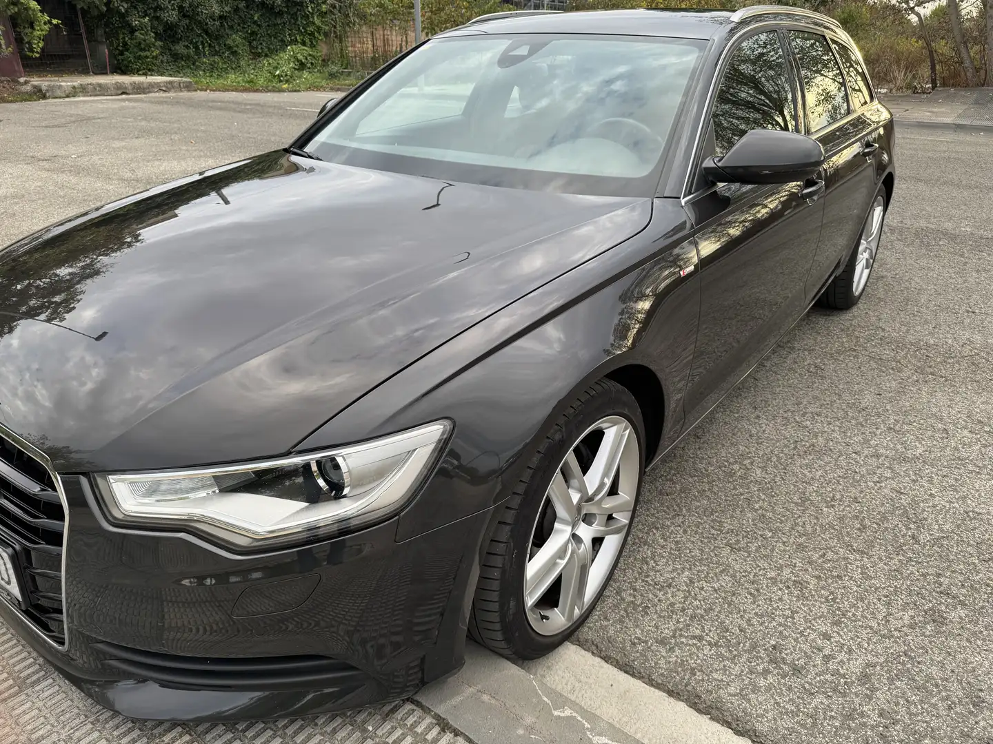 Audi A6 Avant 3.0 TDI DPF quattro S tronic S-Lain Gris - 2