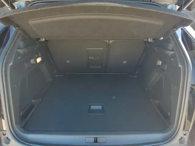 Peugeot 3008 view 7