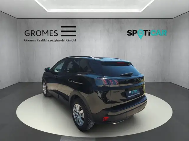 Peugeot 3008 view 5