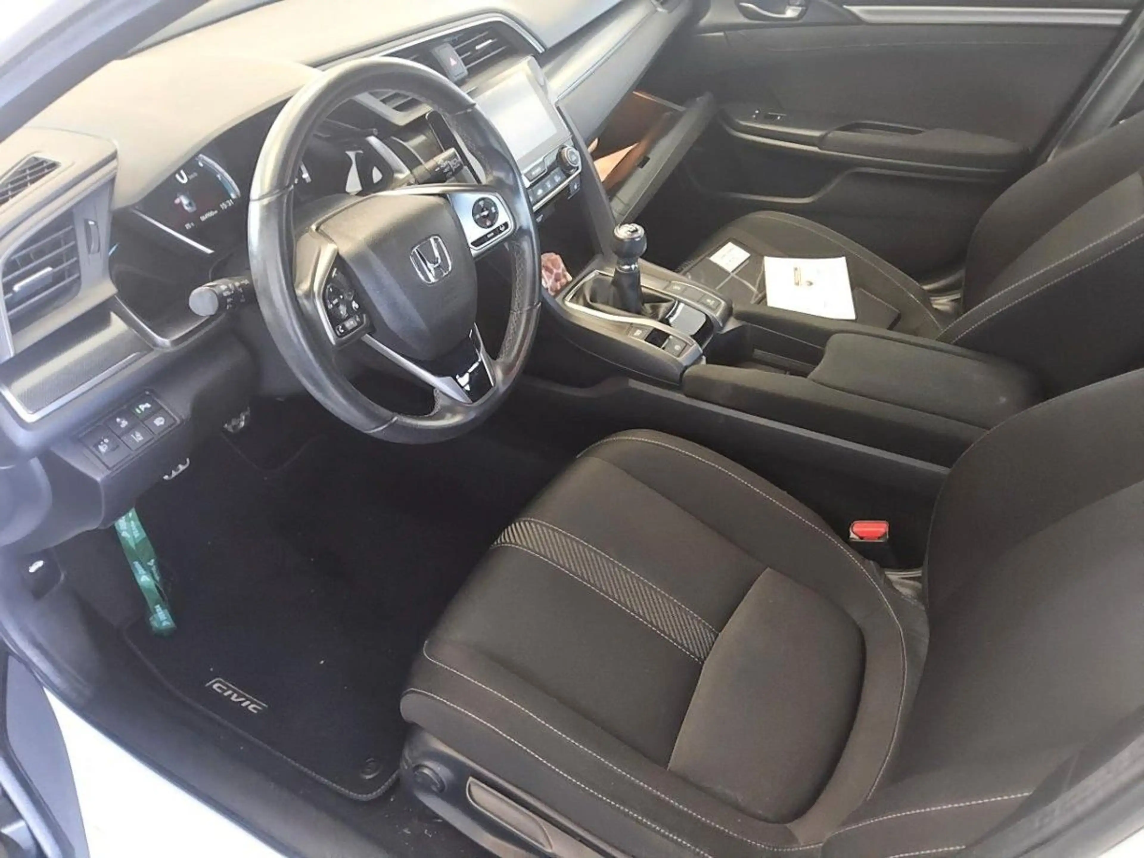 Honda Civic Lim. 5-trg. 1.0 Elegance — photo 5