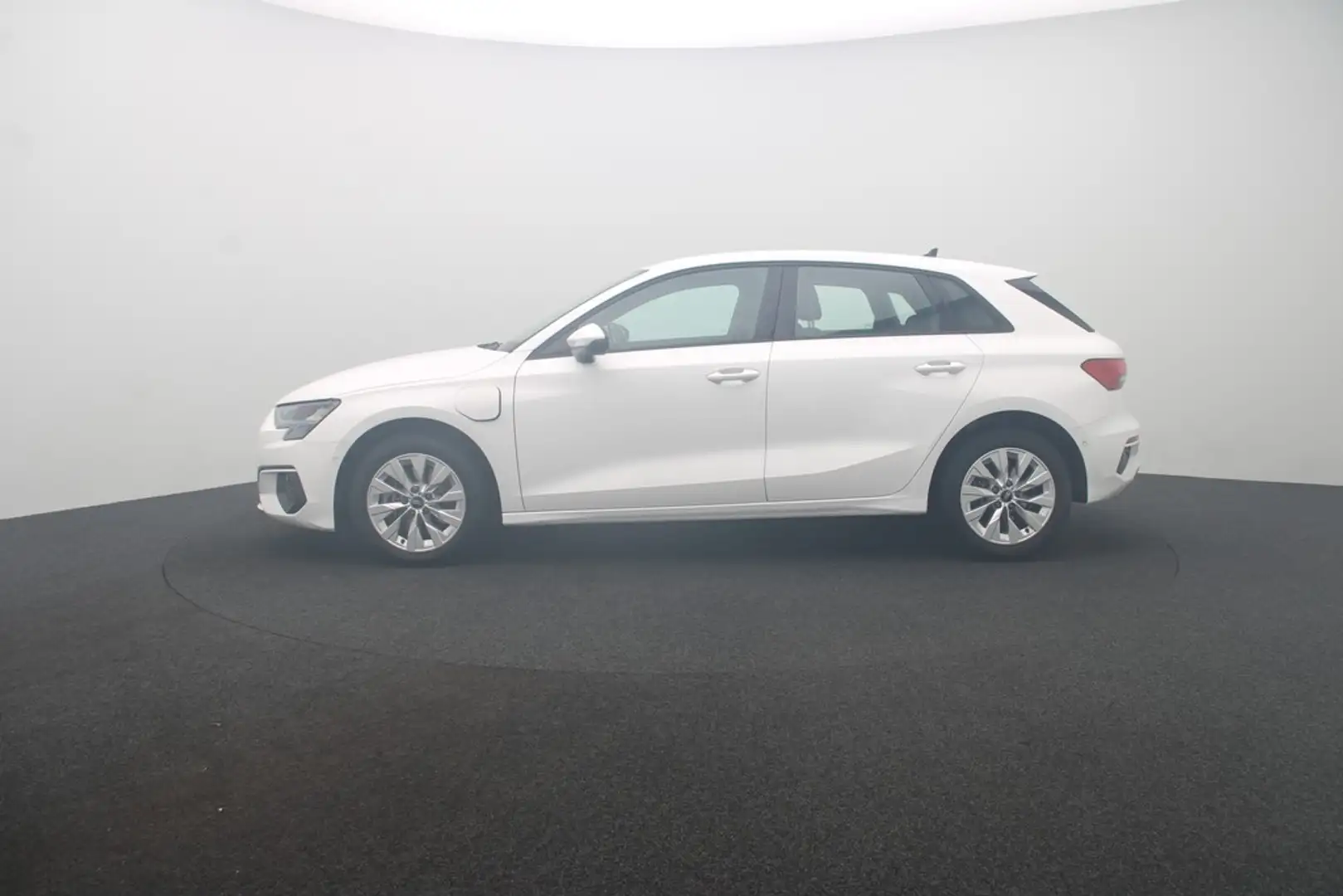 Audi A3 Sportback 40 TFSI e . Virt.Cockpit Navi Weiß - 2