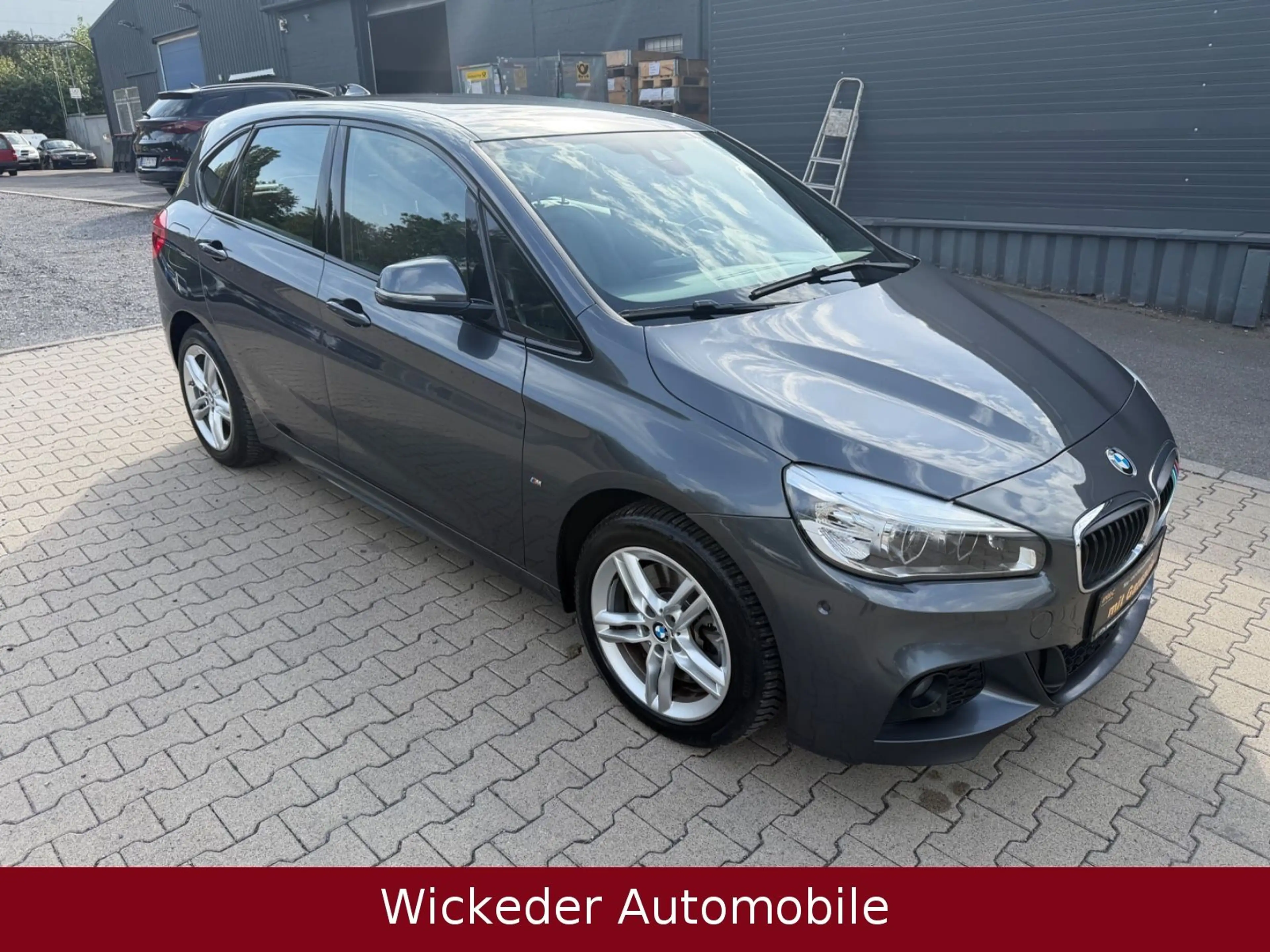 BMW 225 2 Active Tourer 225 xe M Sport/Tüv Neu/Top