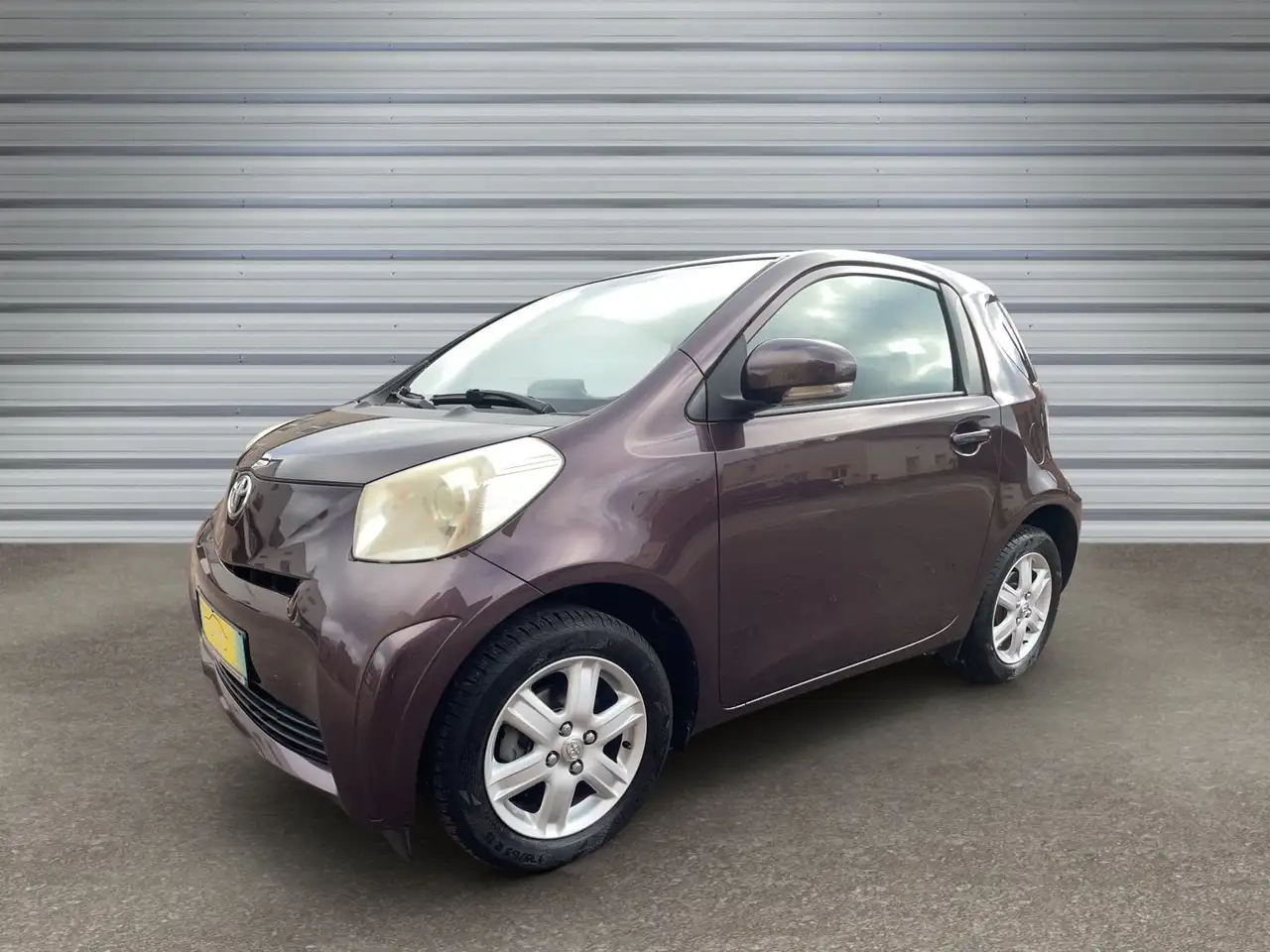 Toyota iQ