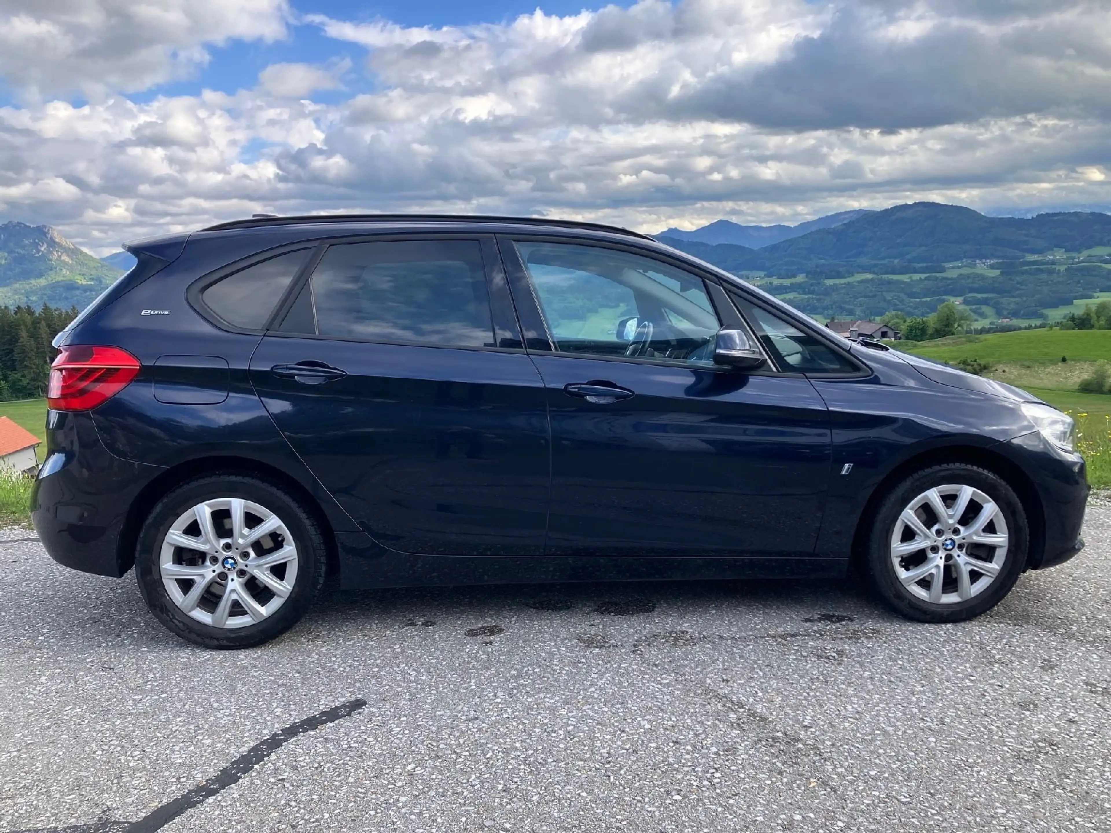 BMW 225 225 xe Sport Line, Aut., Allrad, Navi, Kamera — photo 4
