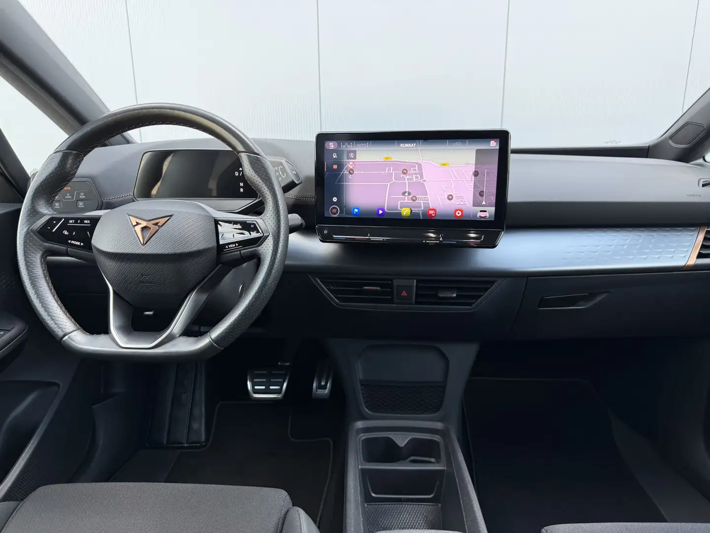 CUPRA Born Business One 62 kWh Apple Carplay/Camera/18inch. Blauw - 2