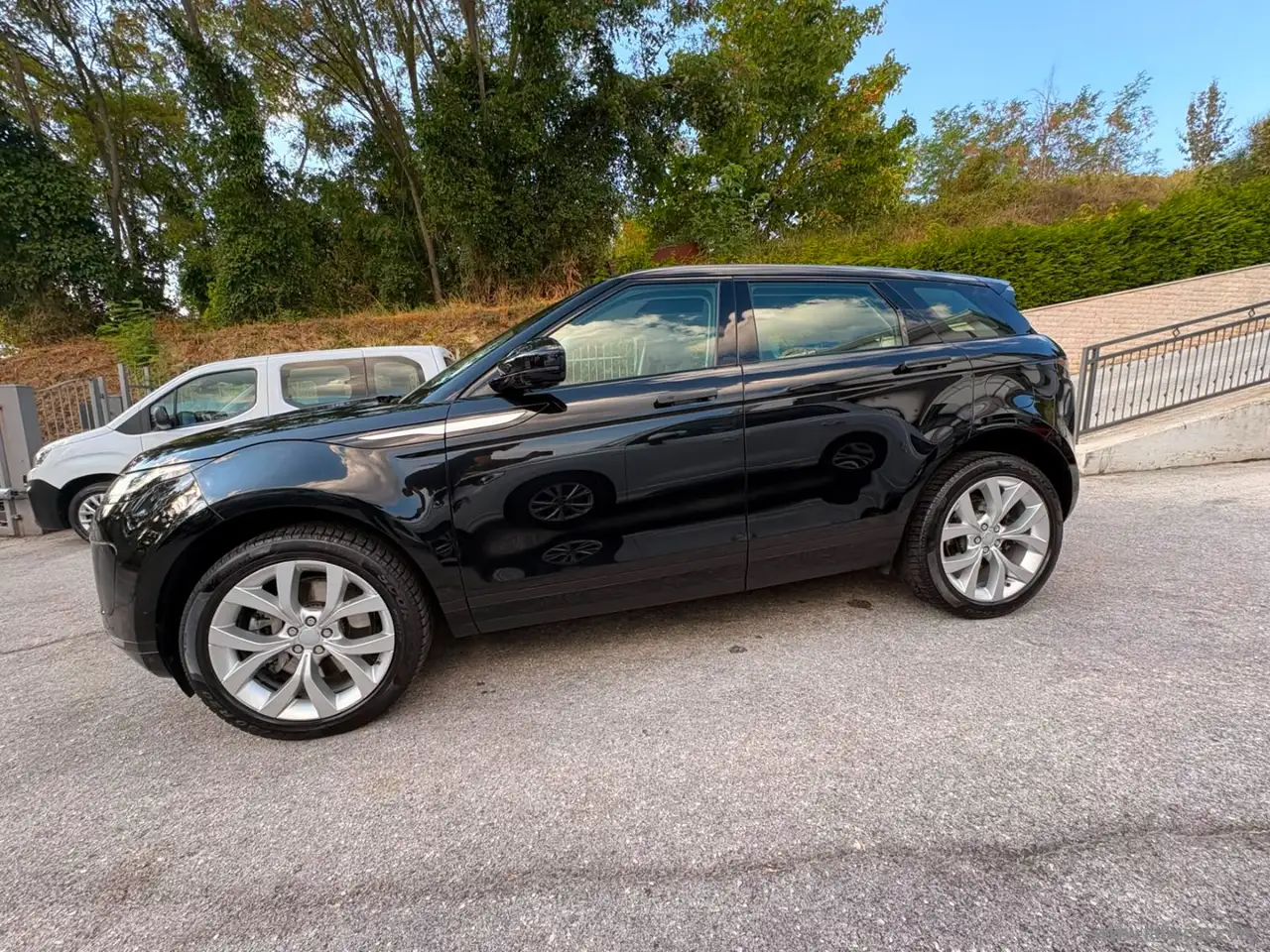 Land Rover Range Rover Evoque RR Evoque 1.5 PHEV 300 CV AWD Auto SE, миниатюра 8