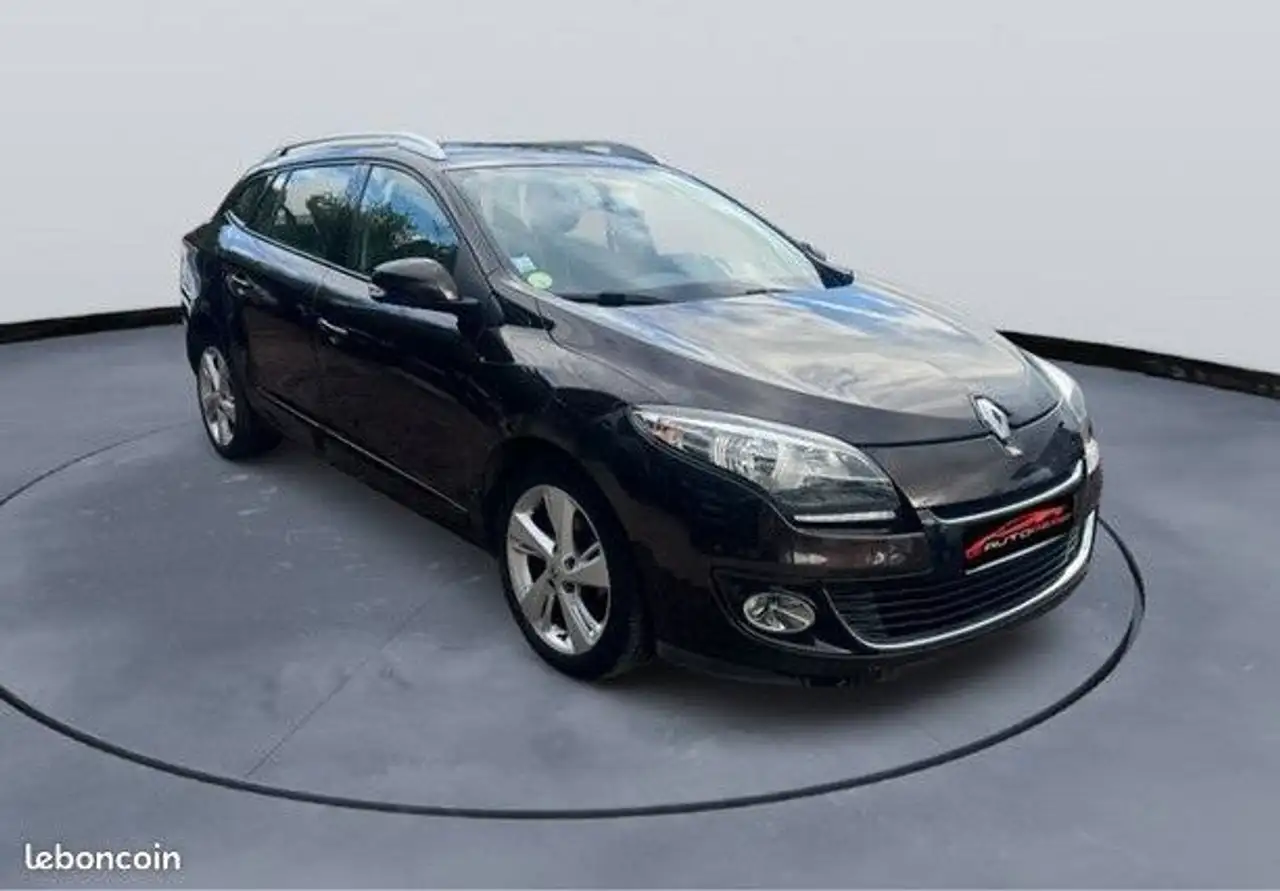 Renault Megane MÃ©gane Berline (3) Dynamique 1.5 dCi 11