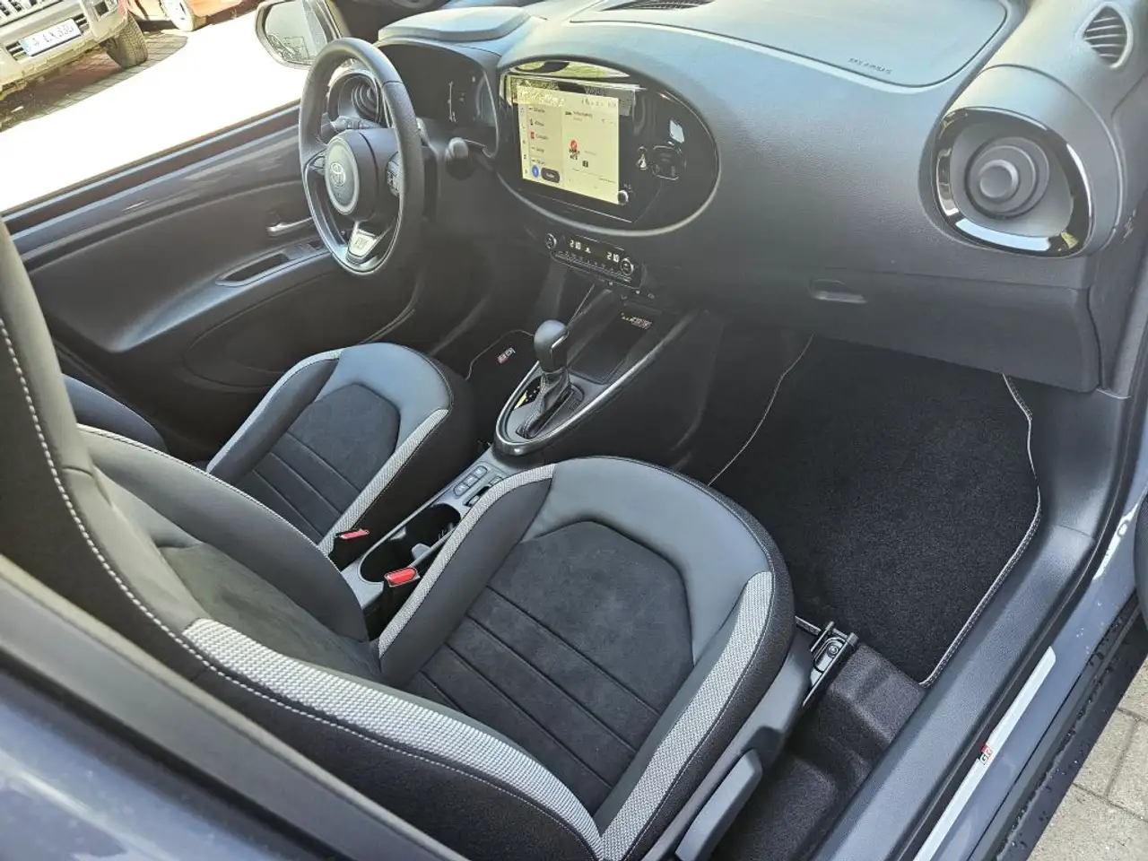 Toyota Aygo X 1,5 Hybrid GR SPORT*JBL Premium Soundsystem 8