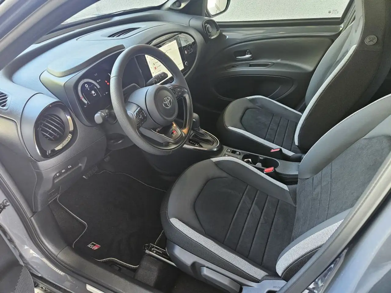 Toyota Aygo X 1,5 Hybrid GR SPORT*JBL Premium Soundsystem 5