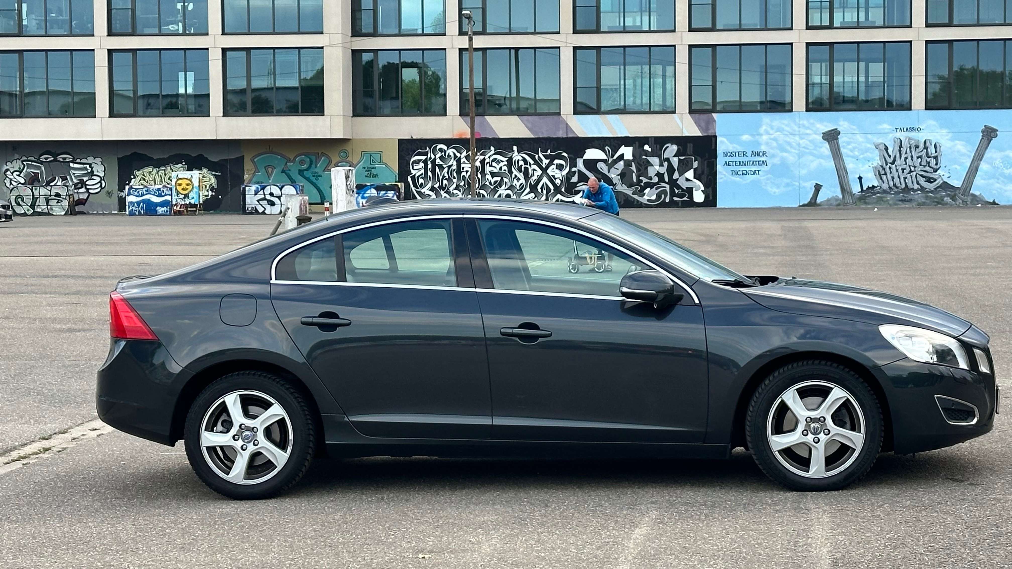 Second hand Volvo S60 2.0