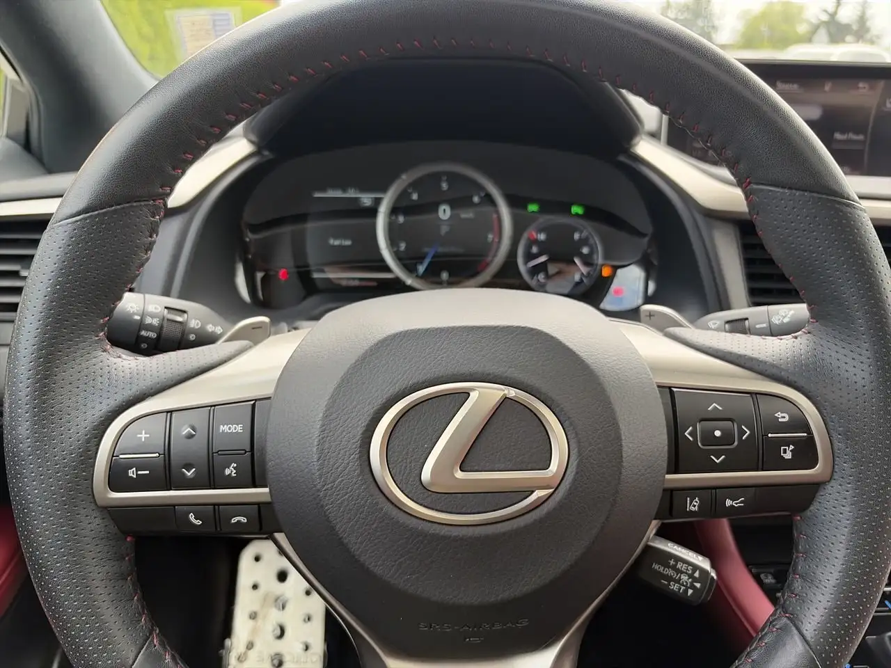 Lexus RX снимка Lexus RX
