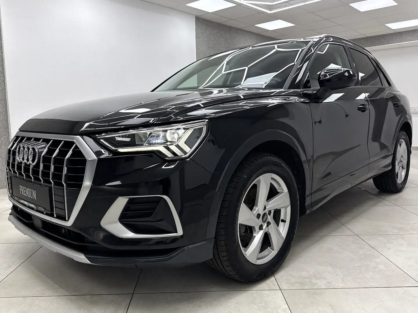 Audi Q3 35 TDI advanced VCkpt AHK Rcam LED ACC 2xSpur Noir - 2