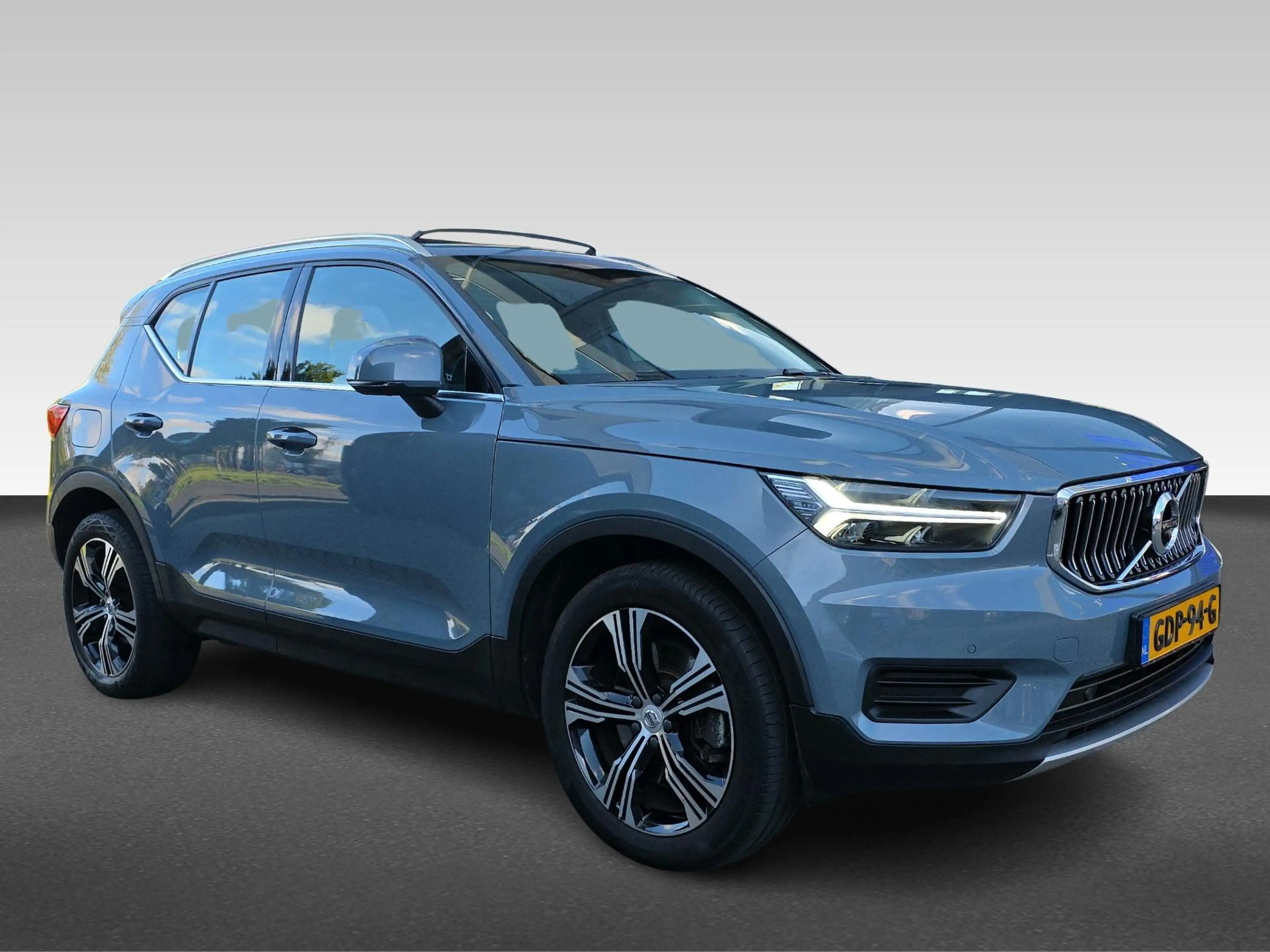 Volvo XC40 1.5 T4 Recharge Inscription | Automaat | Beige Led — photo 8
