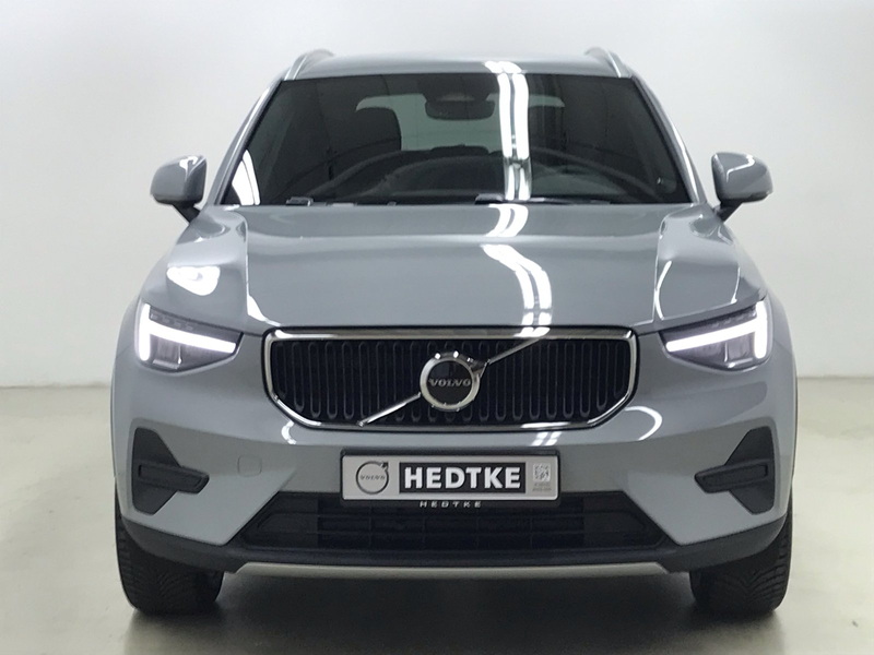 Volvo XC40 B3 Benzin Geartronic Core — photo 2