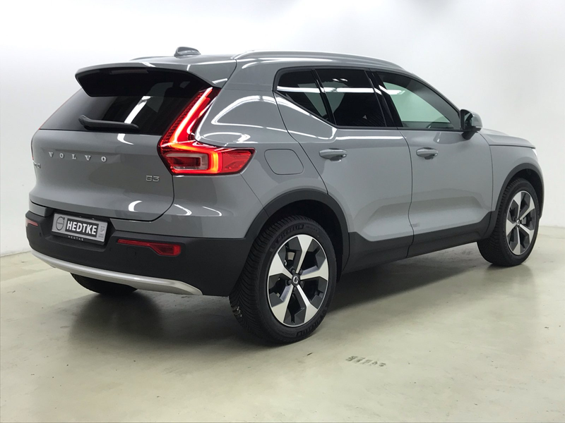 Volvo XC40 B3 Benzin Geartronic Core — photo 11