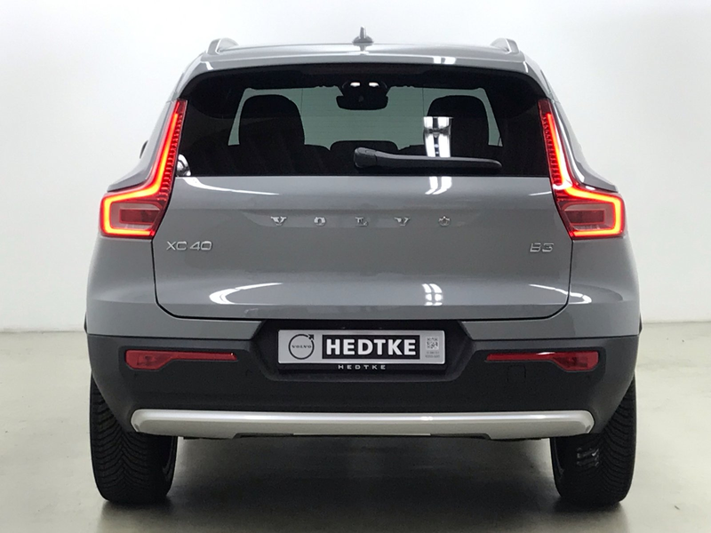 Volvo XC40 B3 Benzin Geartronic Core — photo 4