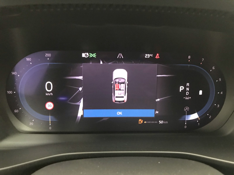 Volvo XC40 B3 Benzin Geartronic Core — photo 9