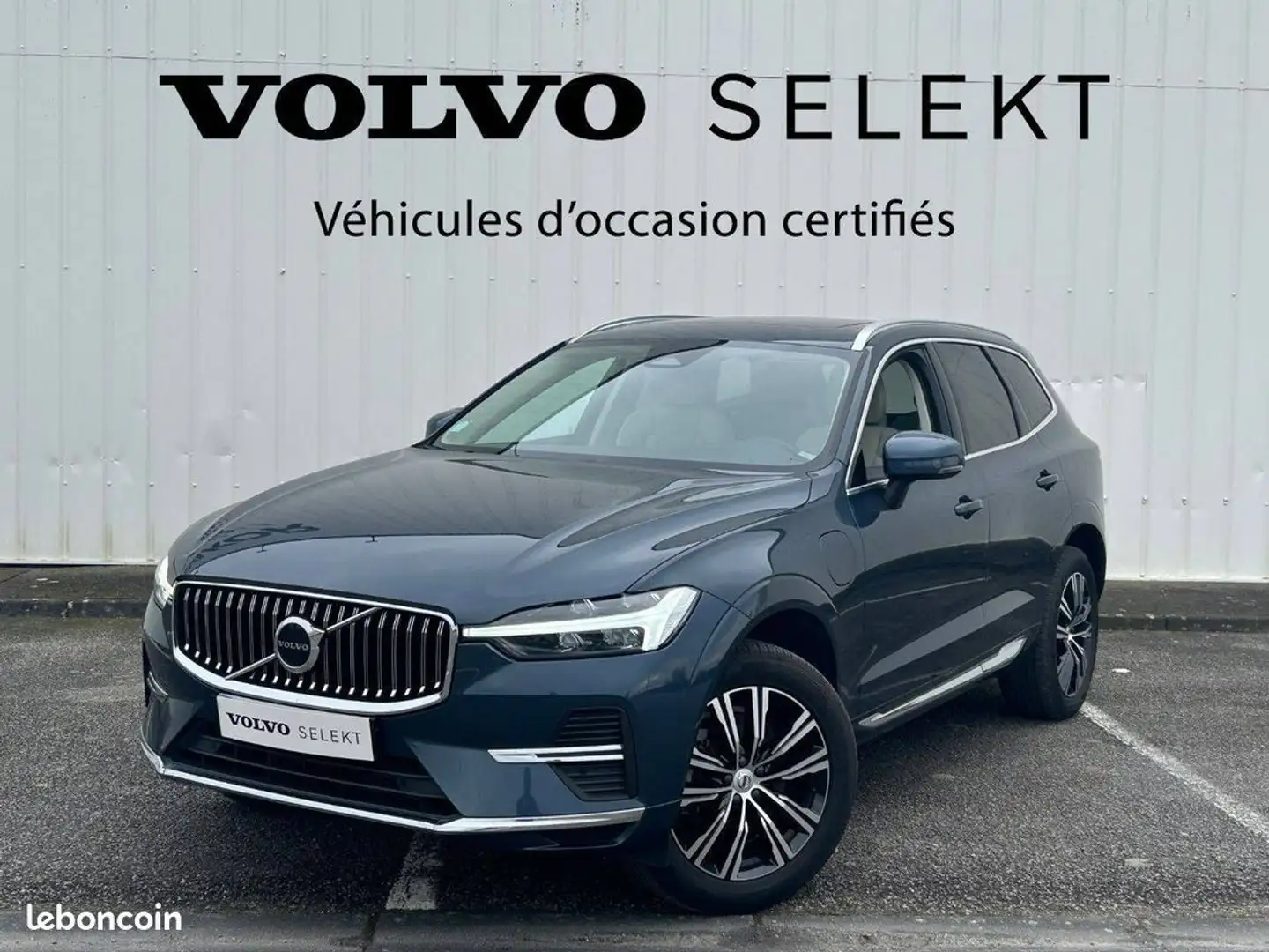 Volvo XC60 T6 Recharge AWD 253 ch %2B 87 Geartronic 8 Inscrip Blauw - 1