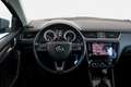 Skoda Octavia Scout 2,0 TDI 4x4 DSG NAVI PDC AHV Zwart - thumbnail 16