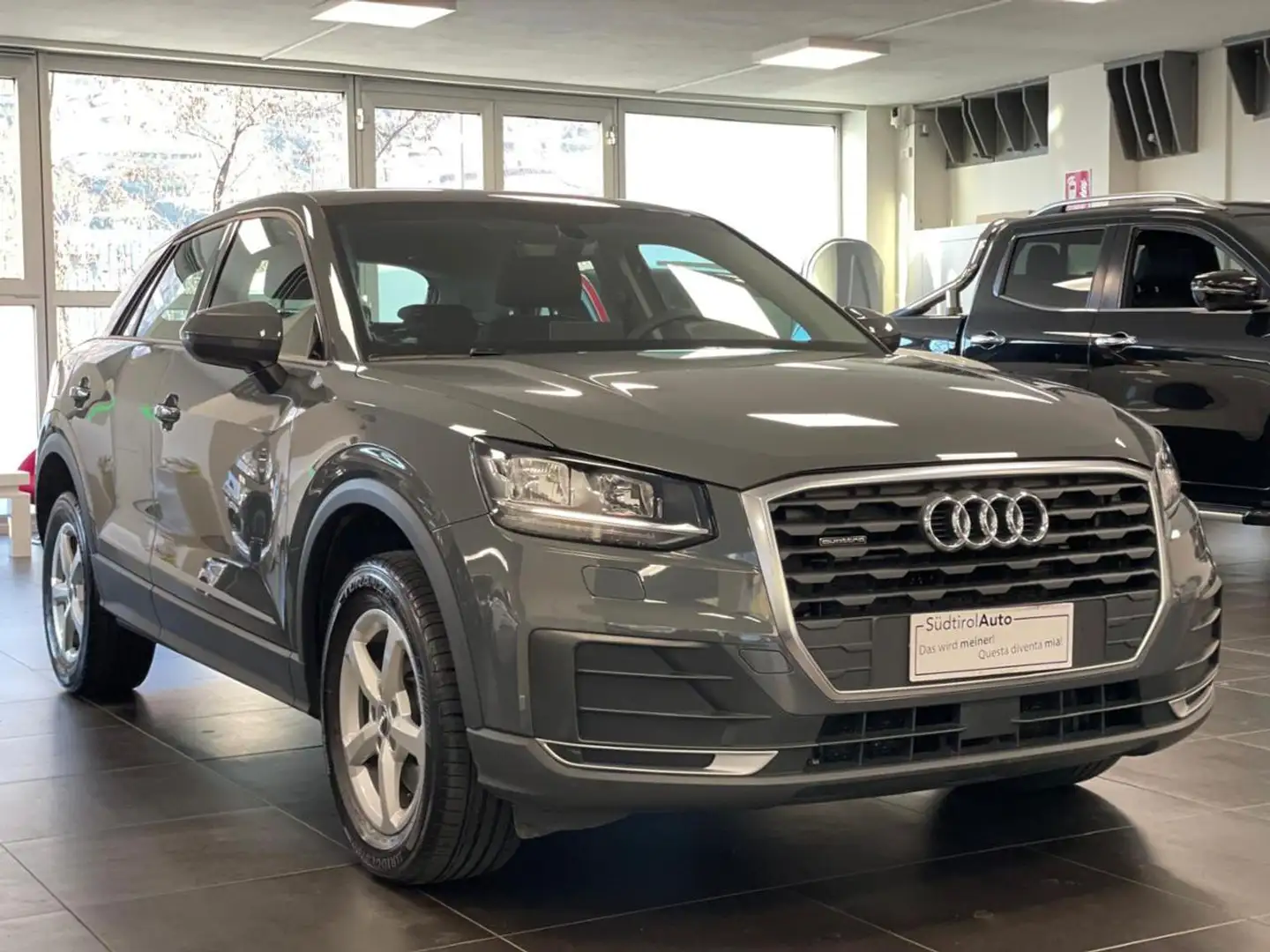 Audi Q2 40 TFSI quattro S tronic SPORT Gris - 1