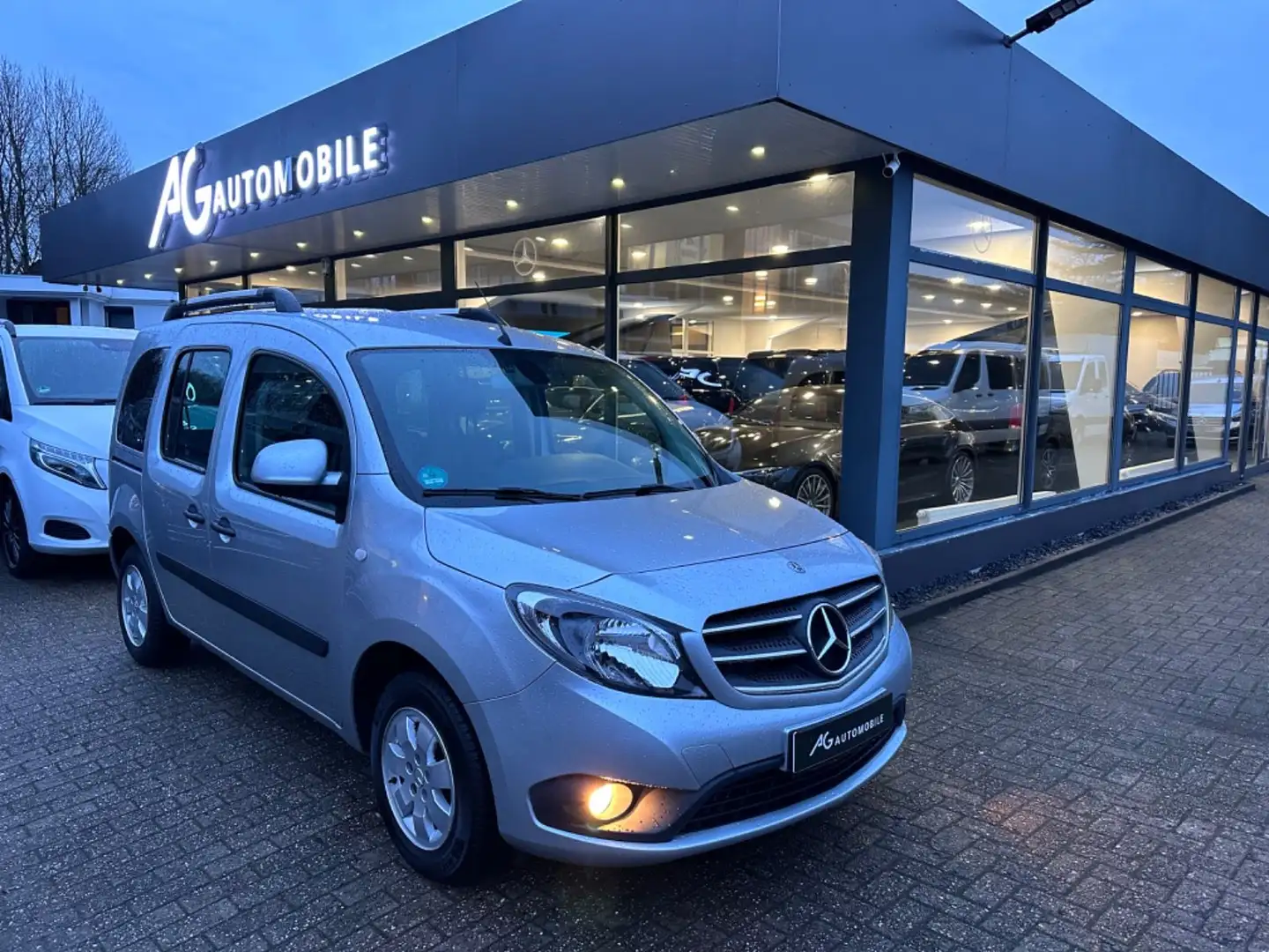 Mercedes-Benz Citan 111 CDI lang Tourer Edition Argent - 1