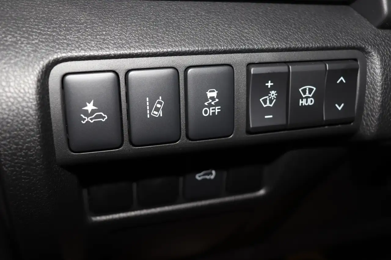 Mitsubishi Eclipse Cross снимка Mitsubishi Eclipse Cross