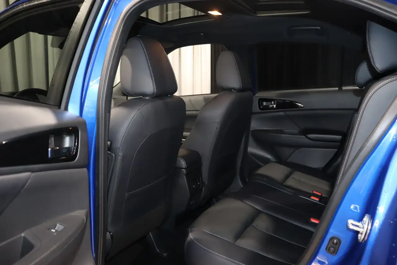 Mitsubishi Eclipse Cross снимка Mitsubishi Eclipse Cross