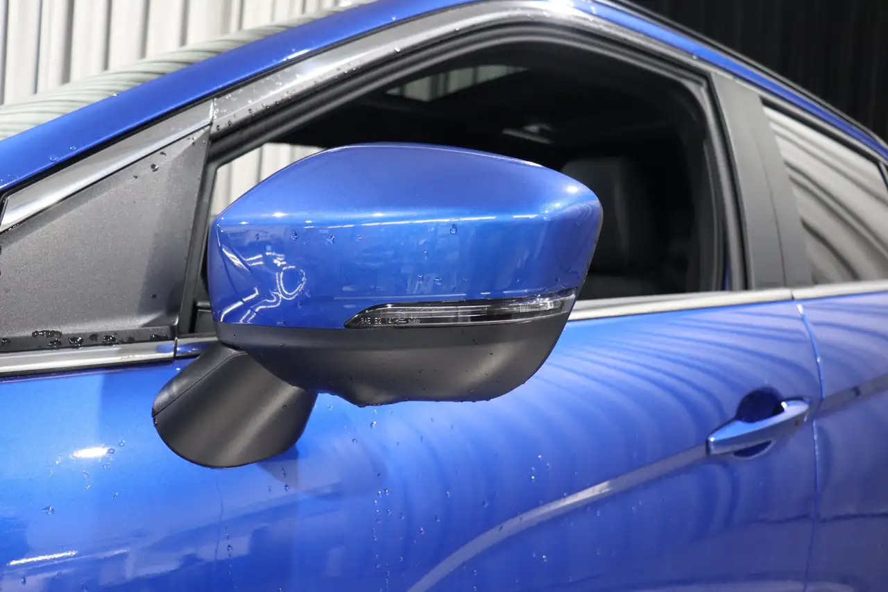 Mitsubishi Eclipse Cross снимка Mitsubishi Eclipse Cross