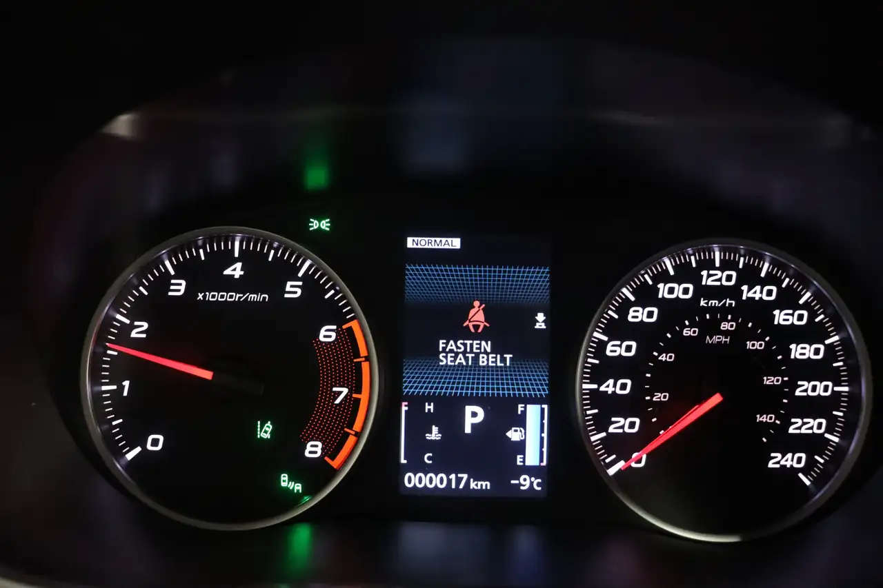Mitsubishi Eclipse Cross снимка Mitsubishi Eclipse Cross